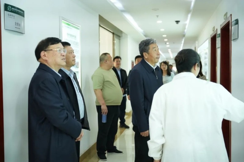 山西省供銷合作社聯合社黨組書記、理事會主任高建軍一行蒞臨公司調研指導